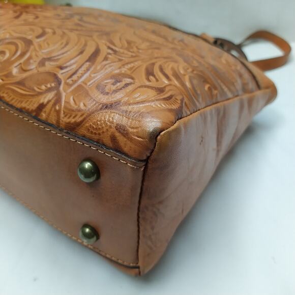 Patricia Nash Poppy Tote Florence Brown Tan Tooled Leather Zipper Tote Bag - Picture 7 of 16